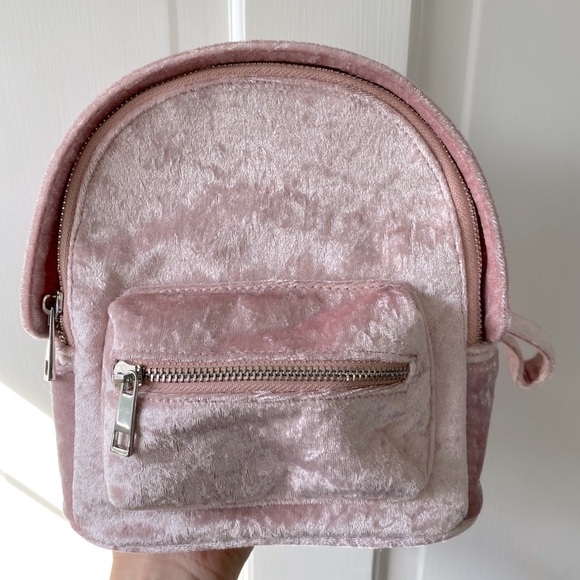 NEW Forever 21 Backpack/Handbag - Picture 1 of 3